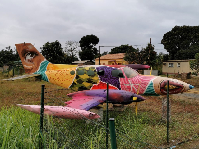 MrDheo - "MrDheo Airlines" - Secret Location 2022 MrDheo - "MrDheo Airlines" - Secret Location 2022 (arte urbana/street art/graffiti/mural)