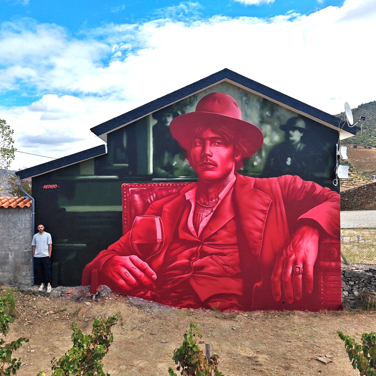 MrDheo - "Bohemia" - Douro 2024 (arte urbana/street art/graffiti/mural)