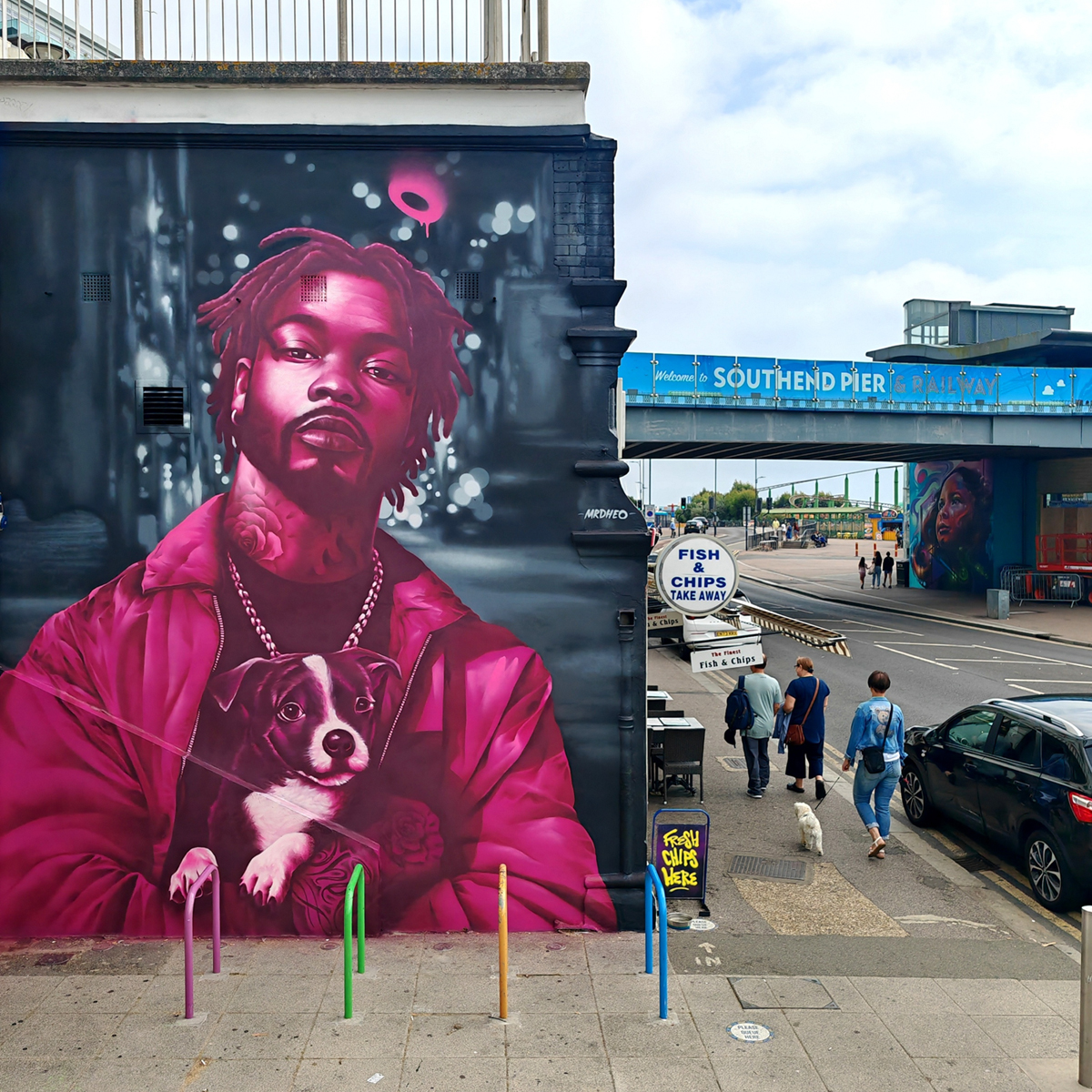 MrDheo - "The pier guard" - Southend-on-sea (UK) 2024 (arte urbana/street art/graffiti/mural)